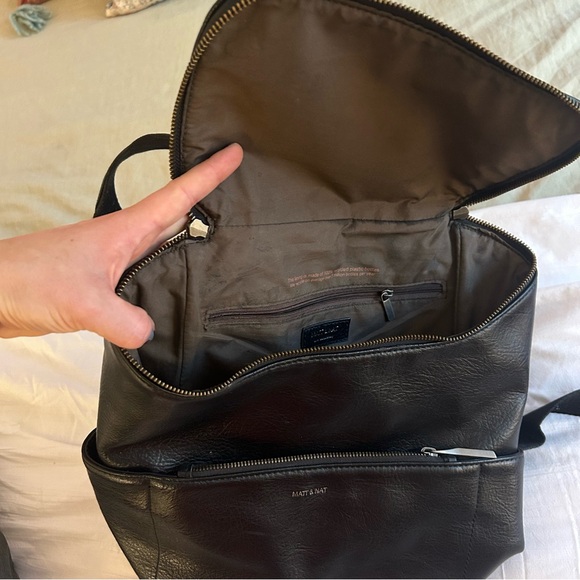 north face bc fuse box backpack THE - BASE CAMP - 30L - SUMMIT GOLD EXOS Urban Commuter Backpack Color:1980-Glam Jam an internal water bottle Kikkerland